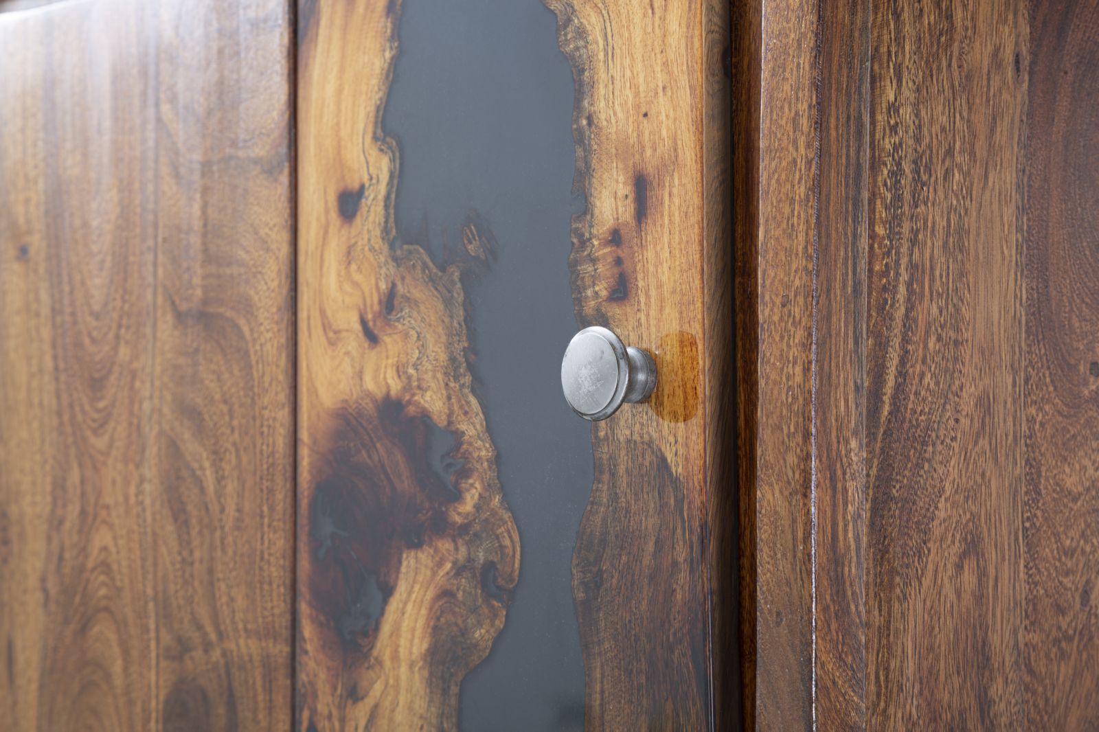 Dizajnový doplnok Libreria Mustang