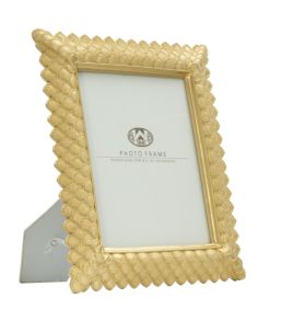 CORNICE SCALE CM 31X3,3X35,8 (MISURA INTERNA CM 20X25) MIN 2